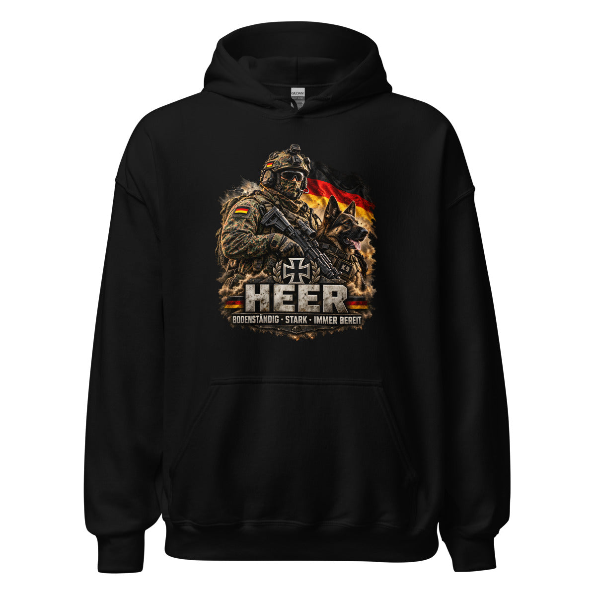 Deutscher Soldat mit Kampfhund – Hoodie – großer Frontdruck