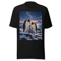 Pinguinfamilie unter Wintersternen – T-Shirt – großer Frontdruck
