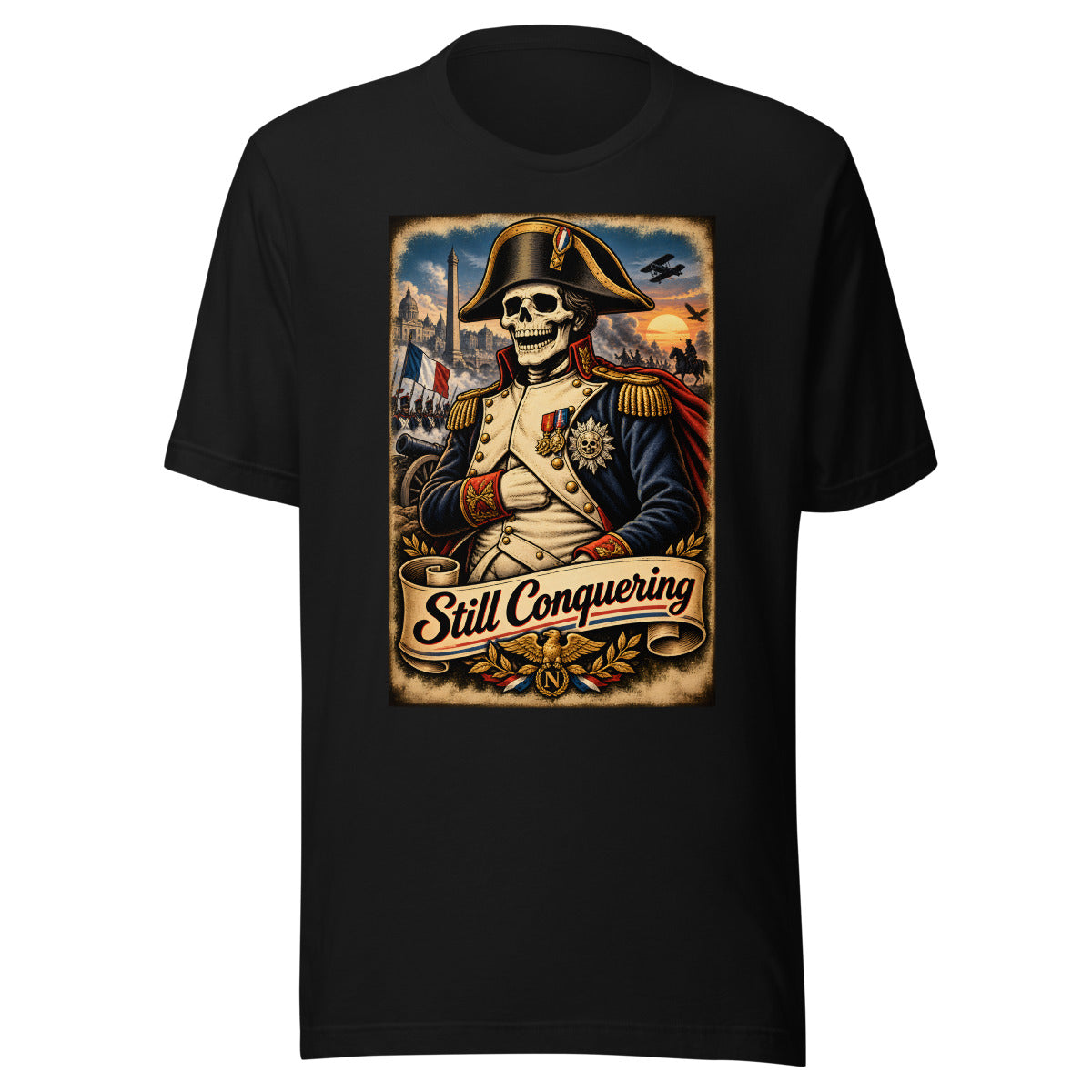 Skelett Napoleon mit Schriftzug "Still Conquering" – T-Shirt – großer Frontdruck