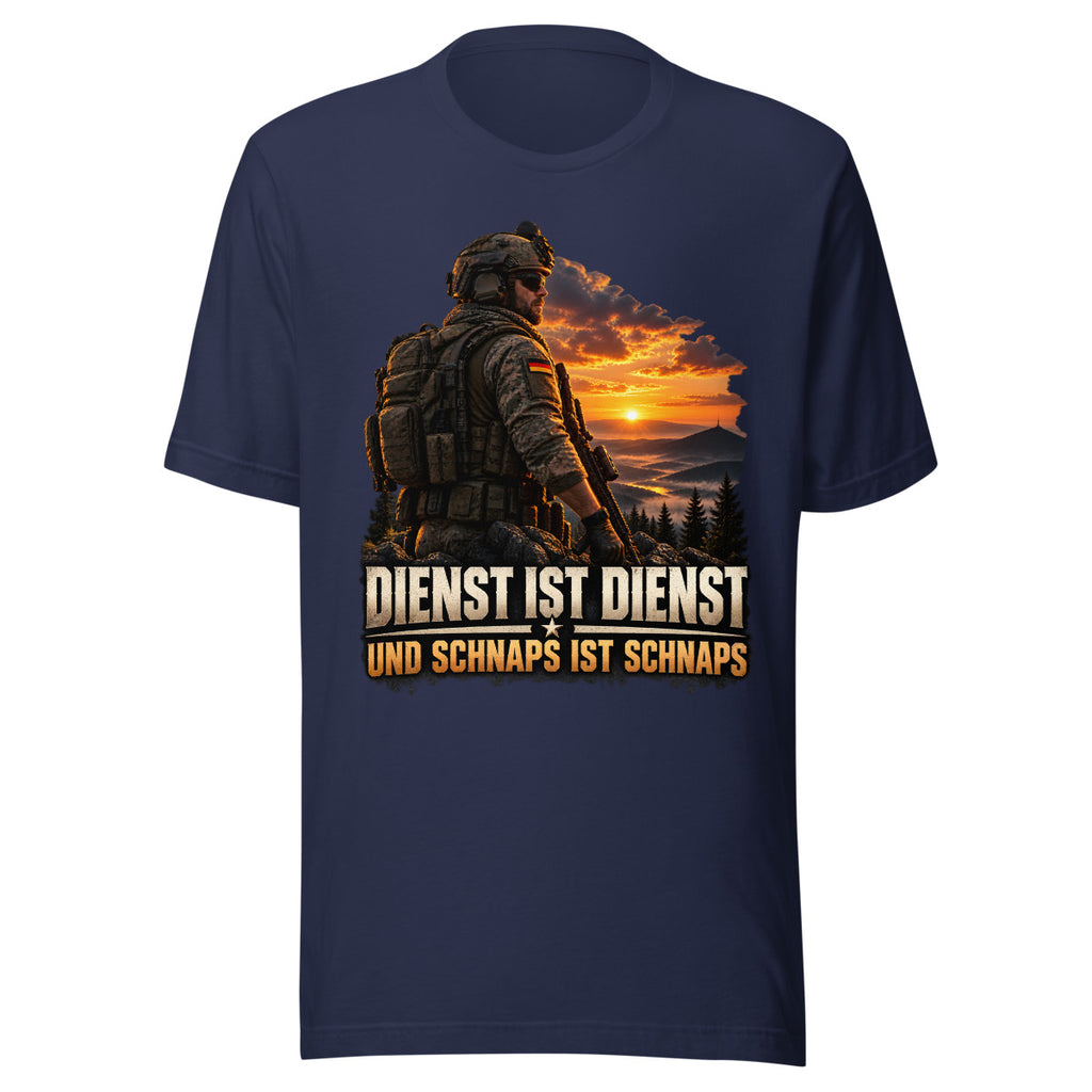 Soldat vor Sonnenuntergang mit Spruch – T-Shirt – großer Frontdruck
