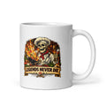 Skelett-Koch mit brennender Pfanne und Schriftzug – Tasse 11oz
