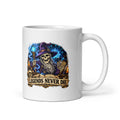 Skelett-Zauberer mit Schriftzug "Legends Never Die" – Tasse 11oz